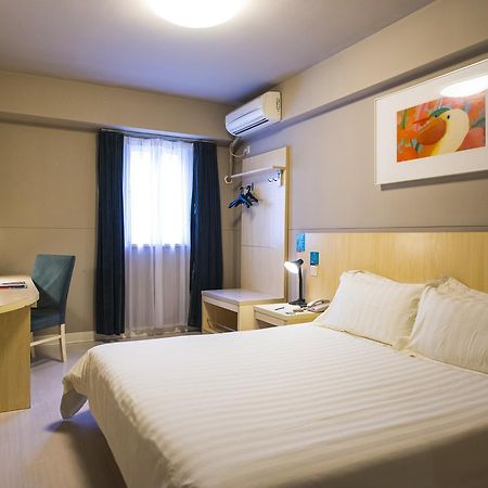 Jinjiang Inn Select Wuhan Guangfutun Metro Station Екстериор снимка